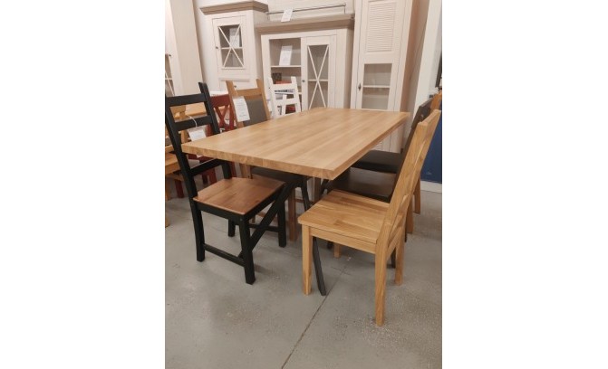 Стол обеденный 1500*800 массив дуба (образец с выставки)